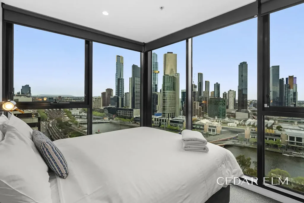 Melbourne 2Moenga Breathtaking Sky-High Luxury with Stunning Views