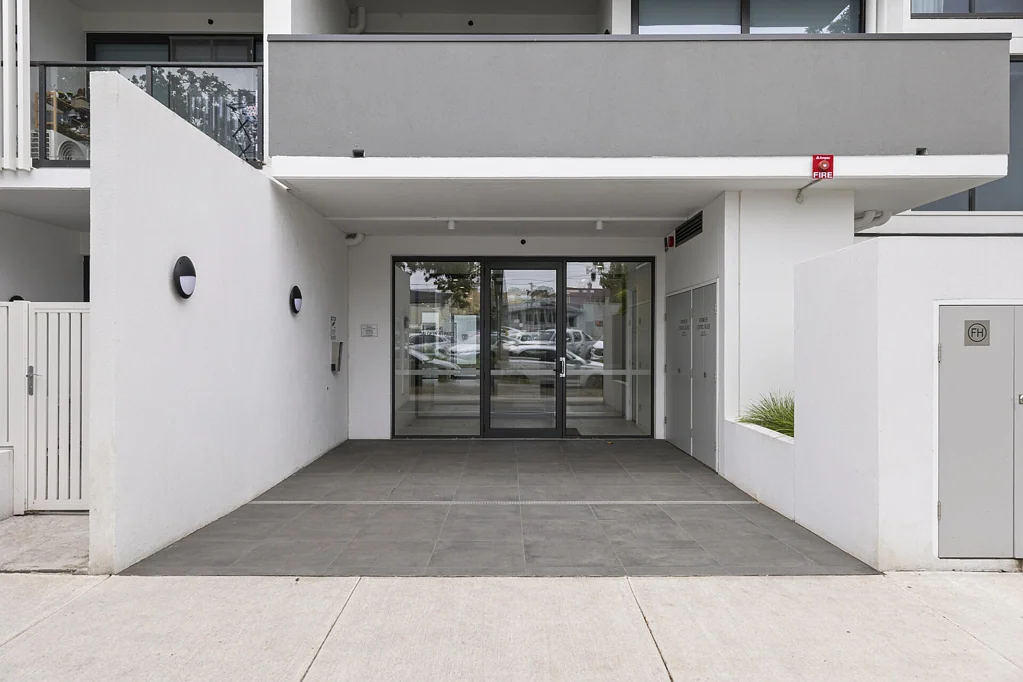 Oakleigh 2Moenga Modern Comfort with Lifestyle Convenience in the Heart of Oakleigh