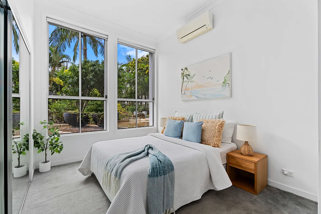 2/3422 Surfers Paradise Boulevard, Surfers Paradise, QLD 4217