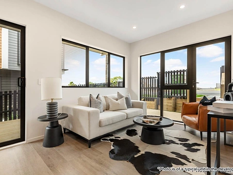 2/147B Carlisle Road, Northcross, North Shore City, Auckland