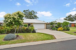 5 Madrid Court, Glenvale