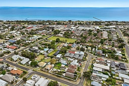 16 Foam Street, Rosebud