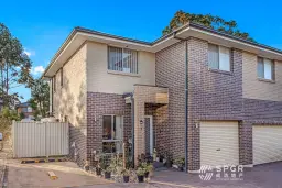 1 Sharada Glade, Woodcroft