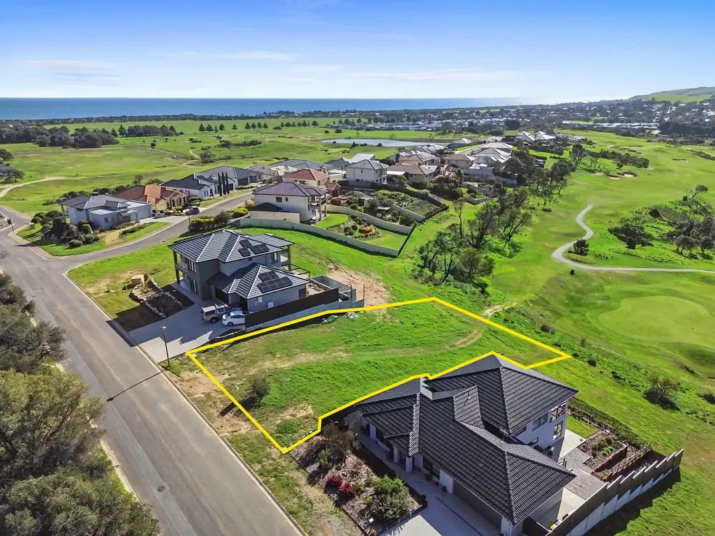 Normanville Stunning water and golf course views - dream home site opportunity