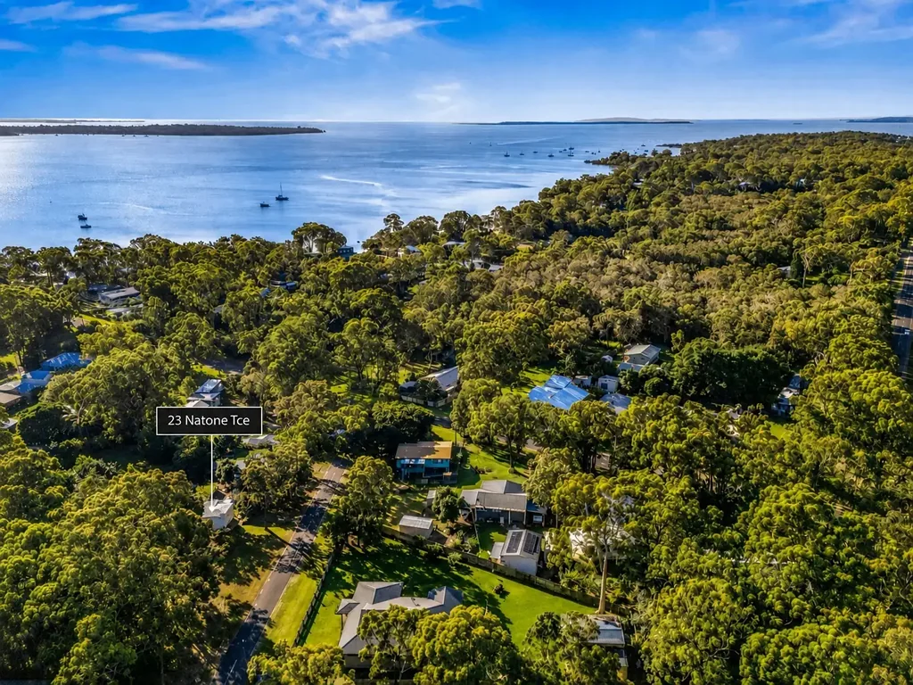 Macleay Island 1012 平方米大地块 - 准备好建造您的梦想海岛之家！步行可达海滩。 1012 m2 Huge Block-  Ready to build your Dream Island Home! Walk to the beach.