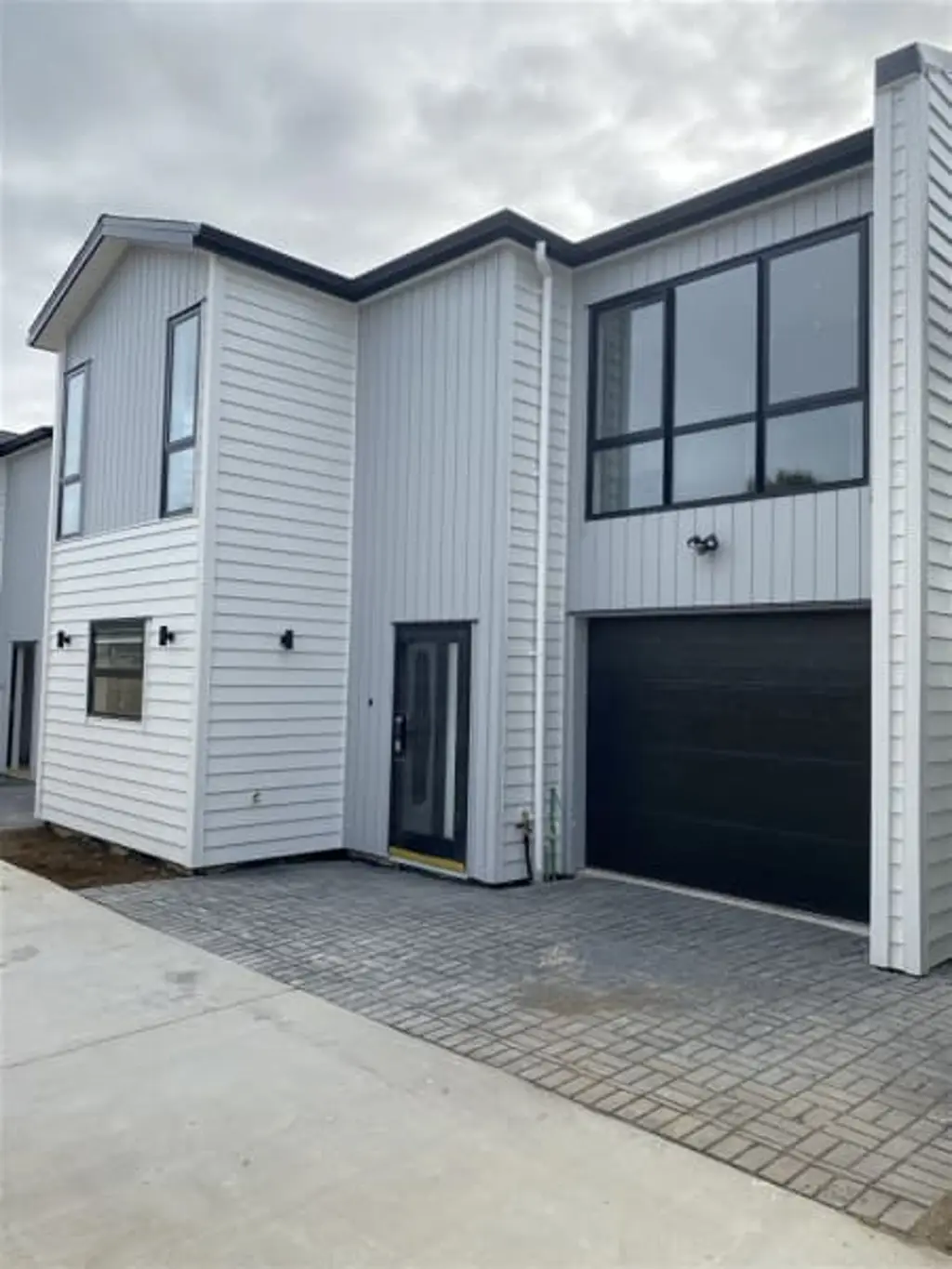 5 Bedroom Home in Papatoetoe