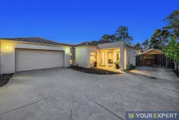 11&11A Willow Drive, Hampton Park