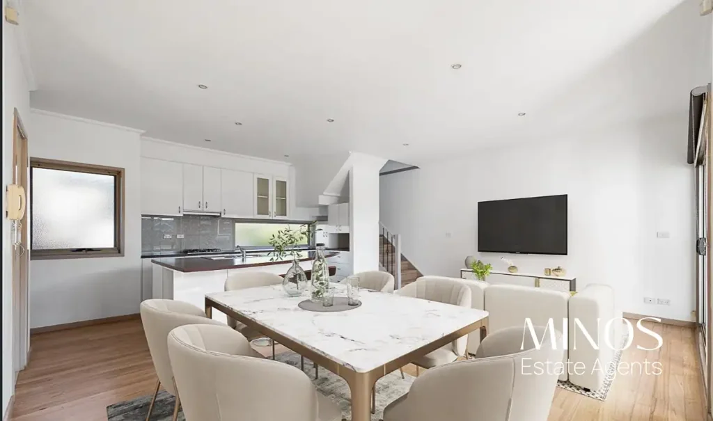 Contemporary Townhouse Over Three Levels