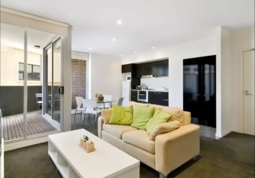 Modern Apartment with convenience at Your Doorstep