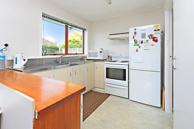 2/21 Glenmore Road, Sunnyhills, Auckland - Manukau, 2 ਕਮਰੇ, 1 ਬਾਥਰੂਮ