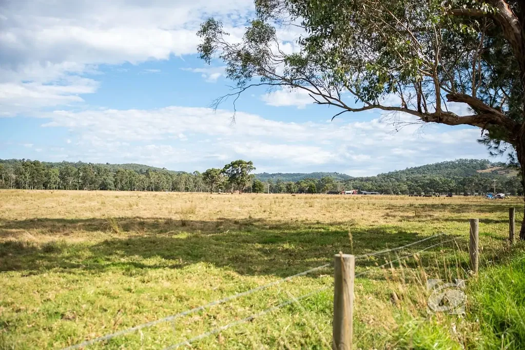 425 Toomuc Valley Road, Pakenham, VIC 3810