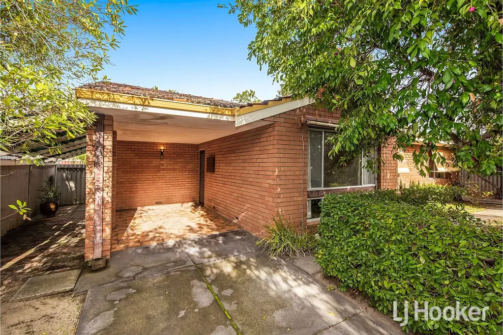 16 Lalor Road, Kenwick, WA 6107