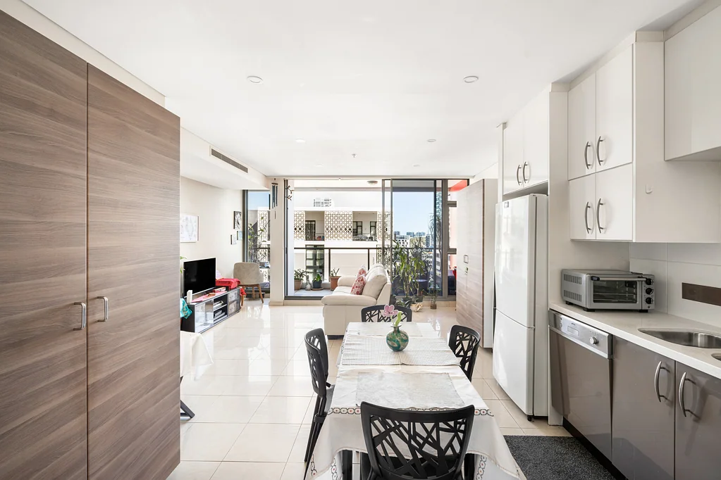 833/4 Lachlan Street, Waterloo, NSW 2017