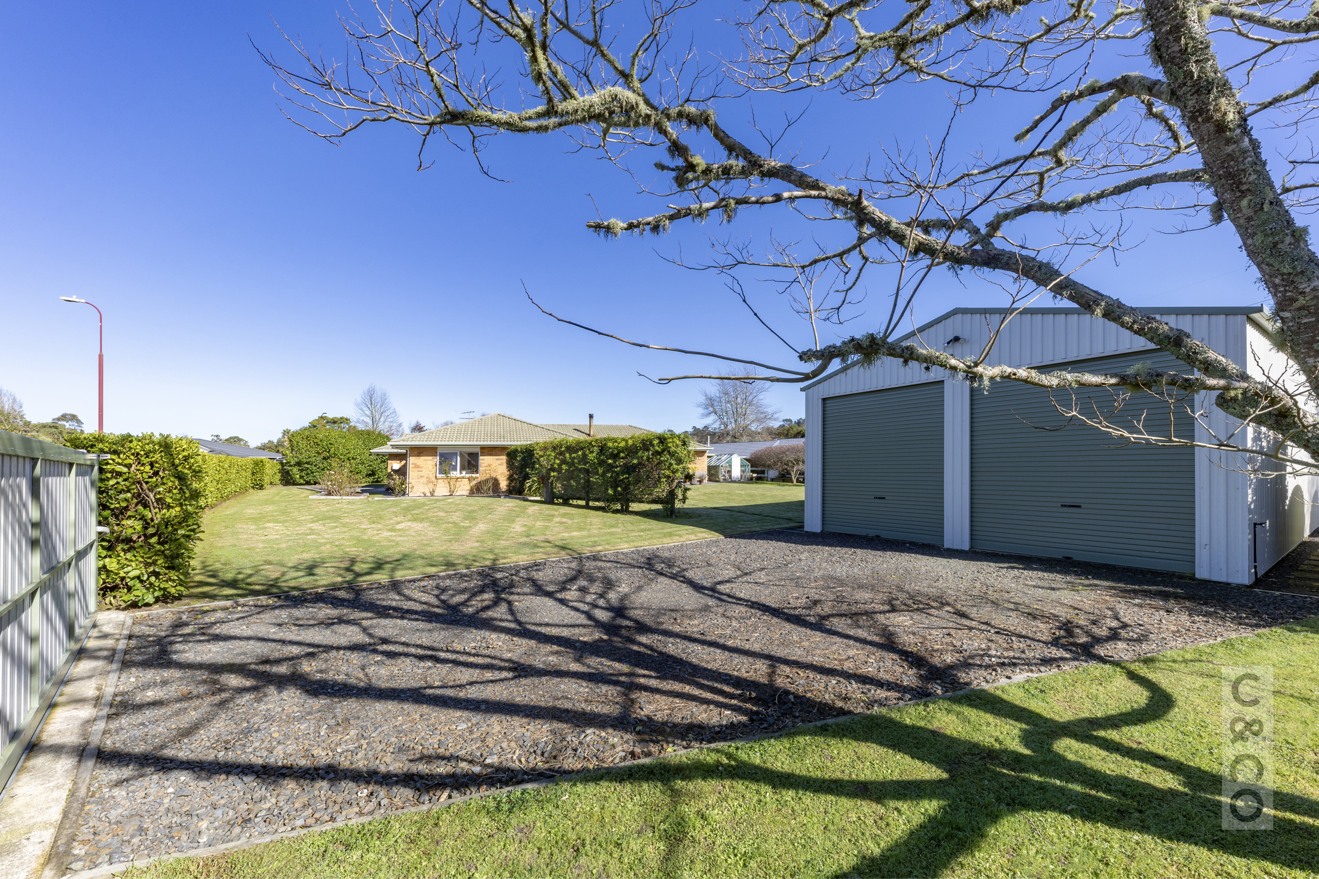 2 Applemoors Way, Riverhead, Auckland - Rodney, 6 ਕਮਰੇ, 2 ਬਾਥਰੂਮ