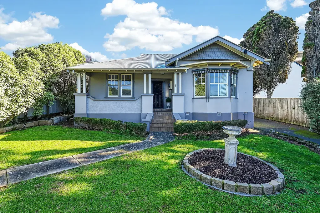 Warrnambool 4房  Prime Central East Location - Walk to the Beach