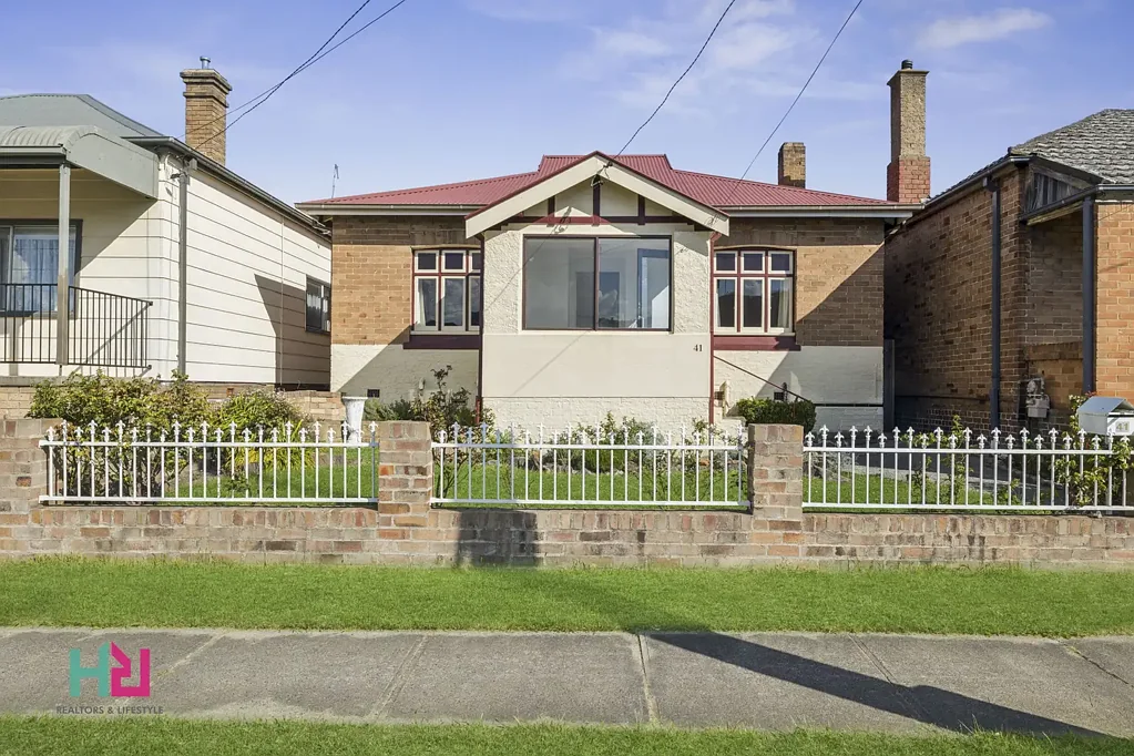 Lithgow 3कमरा Renovated Double Brick Beauty with Rear Lane Access