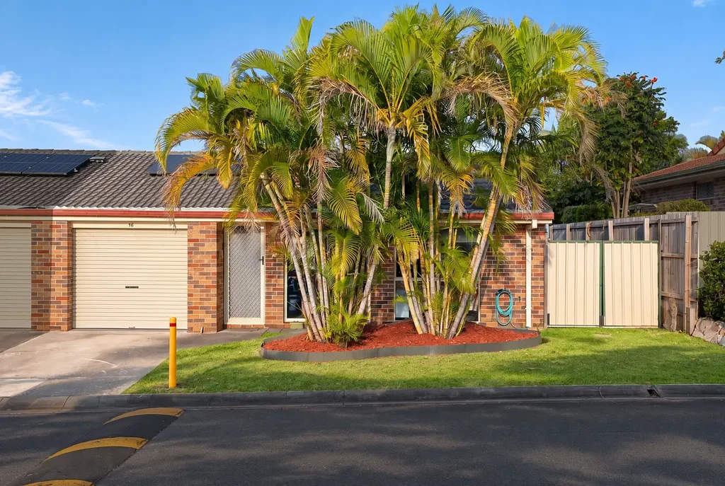 Eagleby 2બેડરૂમ Rare Low-Set Villa with a Generous Private Backyard
