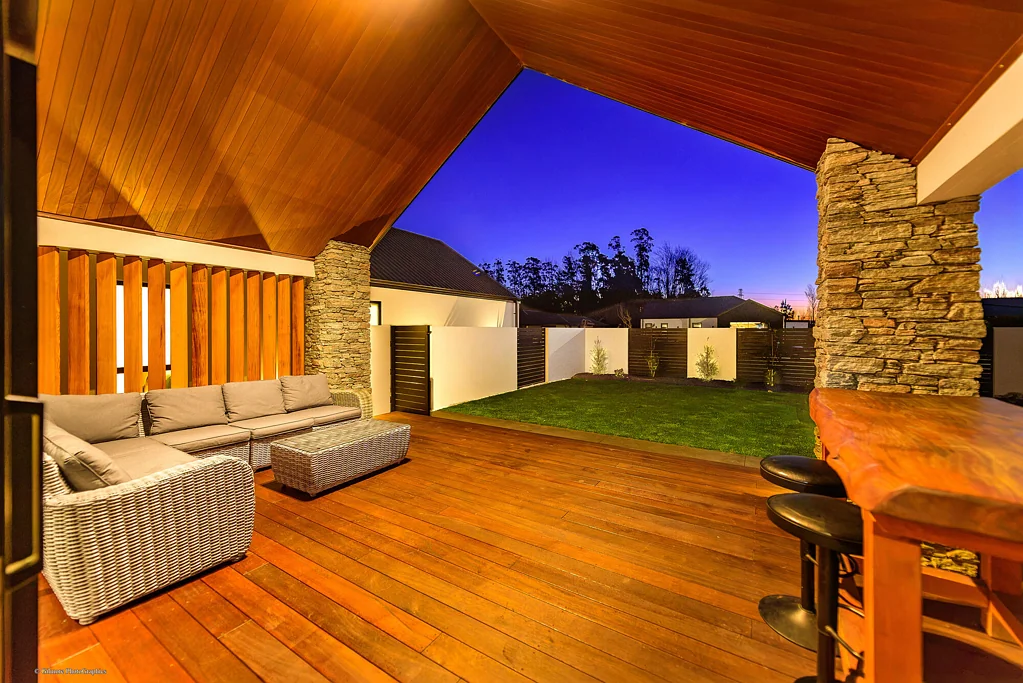 Lincoln 4ਬੈੱਡਰੂਮ Executive Living Designed Around the Sun