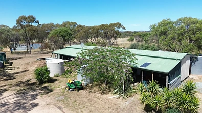 Meckering 3ਬੈੱਡਰੂਮ Off‑Grid Living on 5 Peaceful Acres — Your Private Country Escape