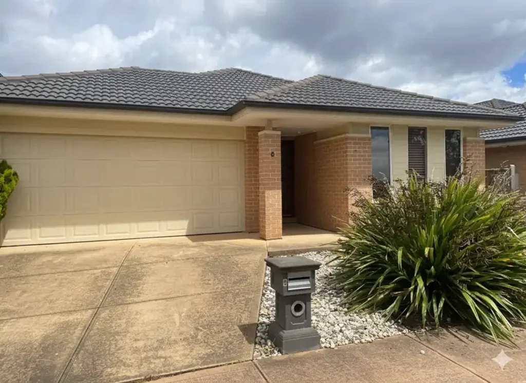 You will love resort style living in this family friendly home!