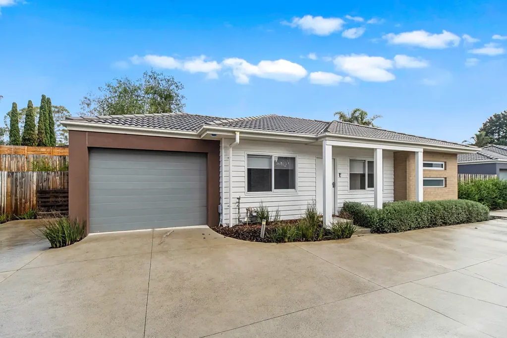 Stunning 3-Bedroom Villa in the Heart of Langwarrin