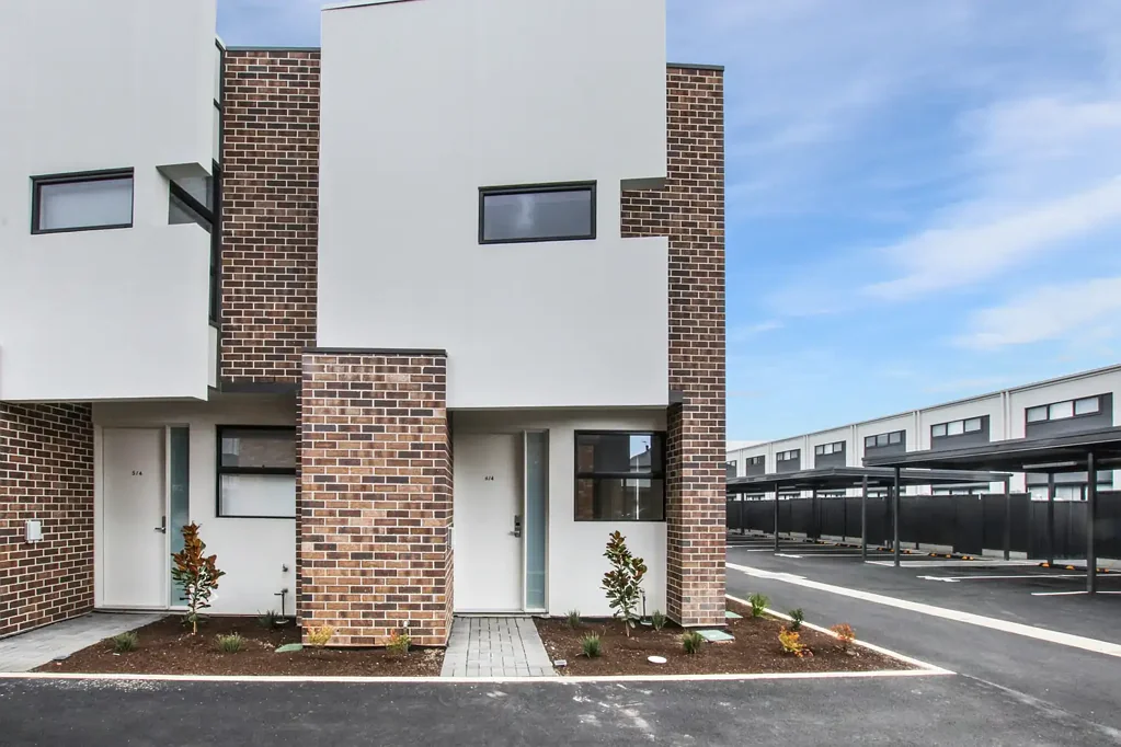 Modern Designer Townhouse | Stylish, Low-Maintenance Living in Findon