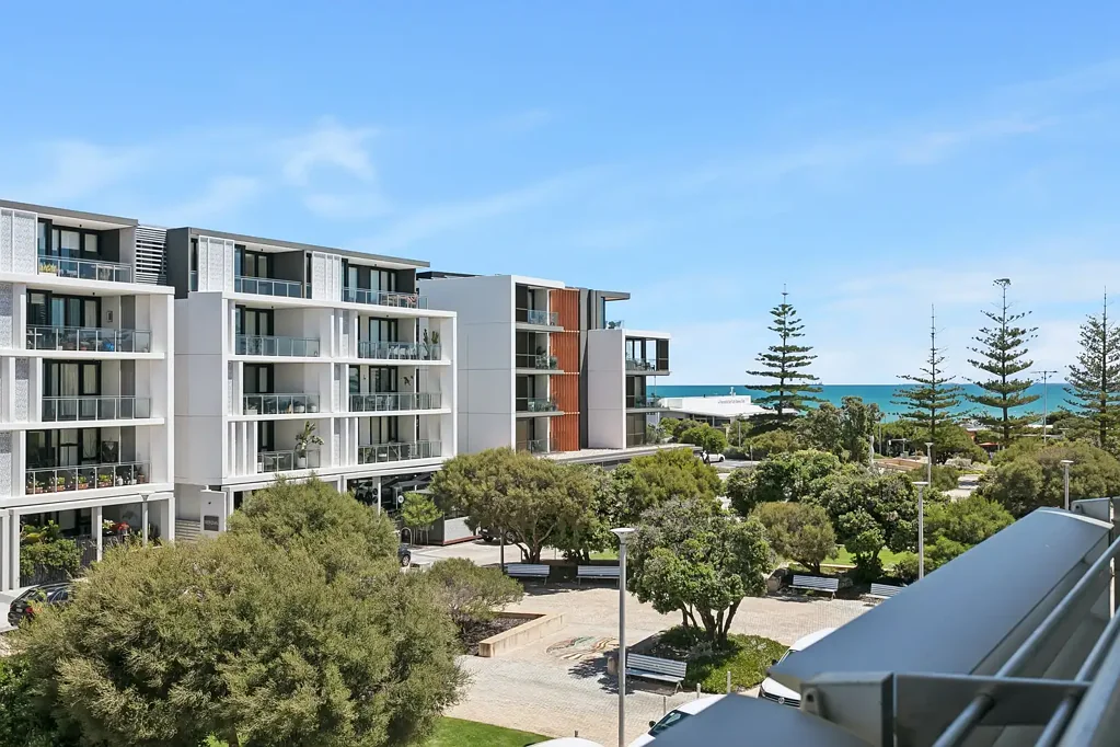 North Fremantle 2房  Refined Coastal Living at Freeman Loop
