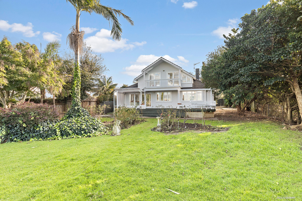 206 Riverside Avenue, Point England, Auckland, 5 habitaciones, 2 baños