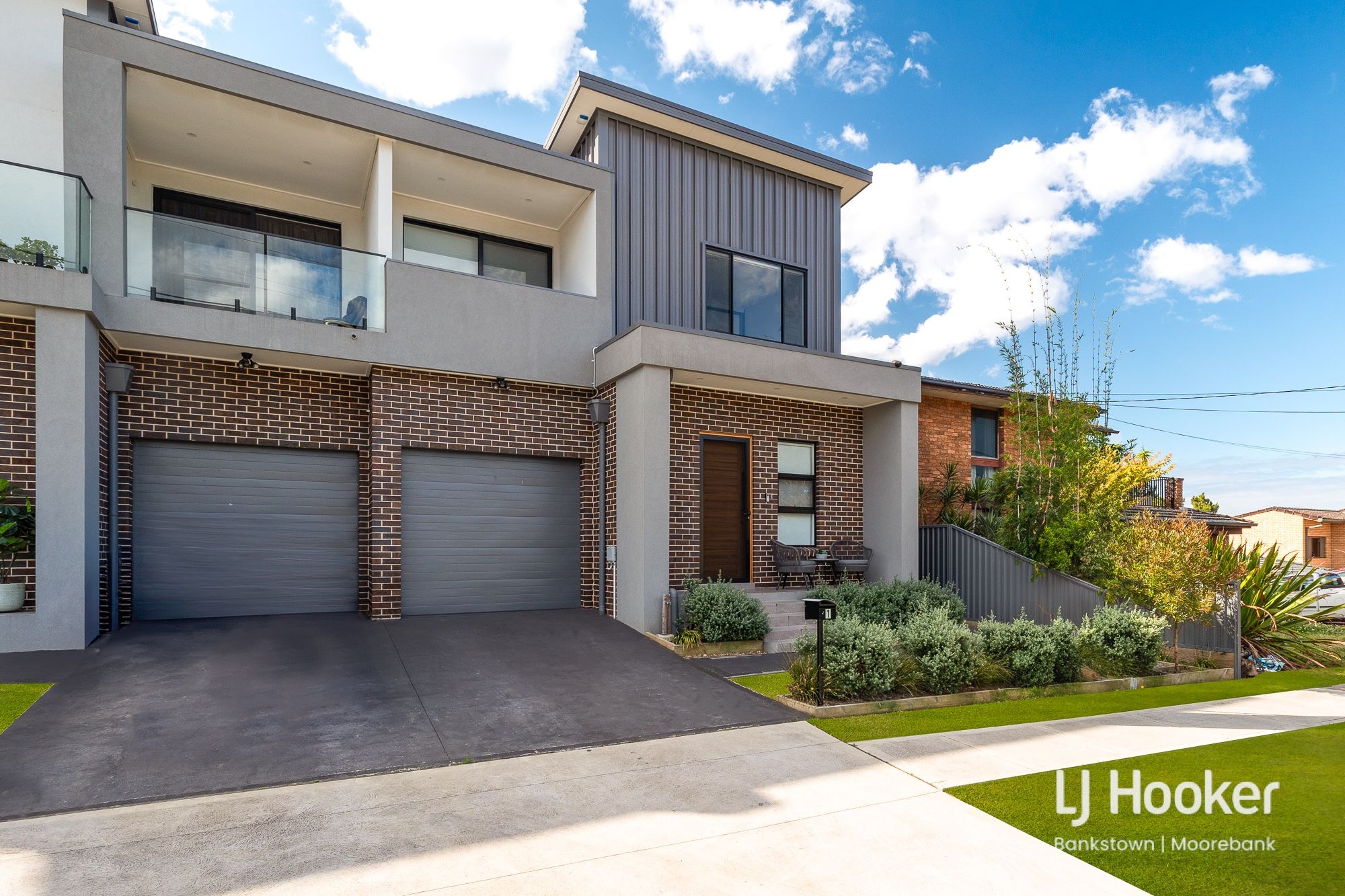 UNIT 1 9-11 ELOUERA CR, MOOREBANK NSW 2170, 0 कमरे, 0 बाथरूम, Townhouse