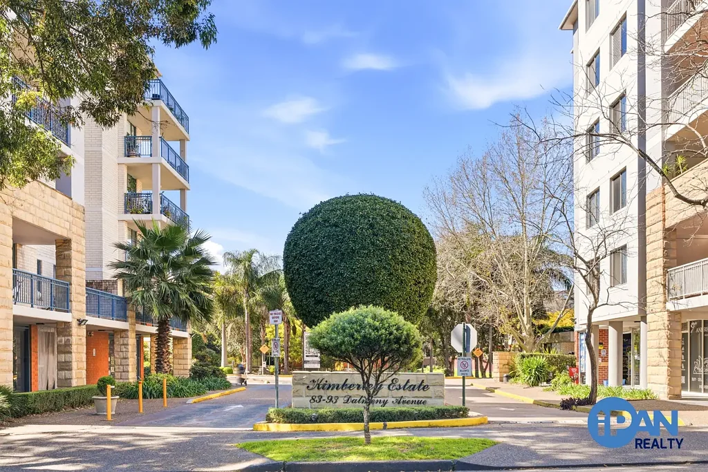 Rosebery 2 Bedroom Stylish Inner-City Living l Prime Rosebery Kimberley Estate