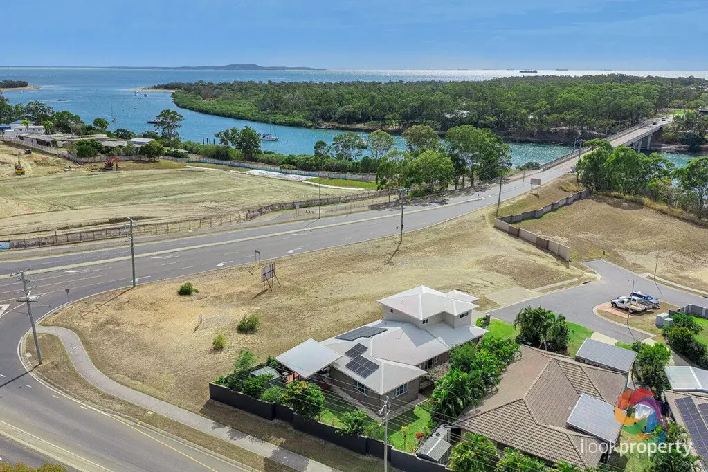 Boyne Island 4ਬੈੱਡਰੂਮ EXECUTIVE RESIDENCE WITH SELF CONTAINED UNIT AND RIVER VIEWS