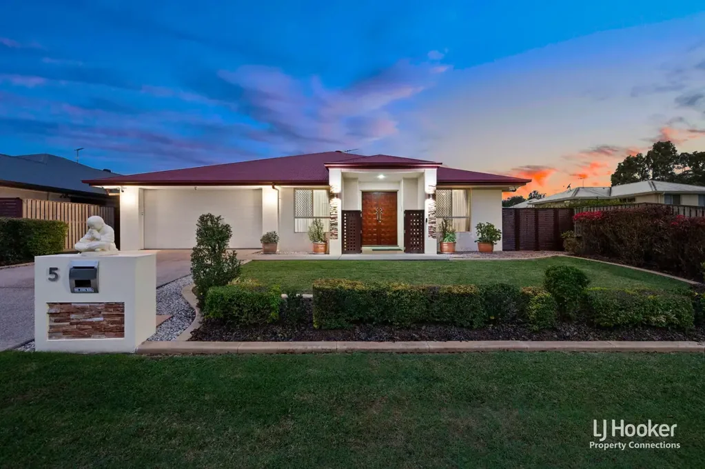 Eatons Hill 4غرفة نوم BESPOKE LUXURY. TIMELESS DESIGN. AN EXCEPTIONAL FAMILY SANCTUARY.