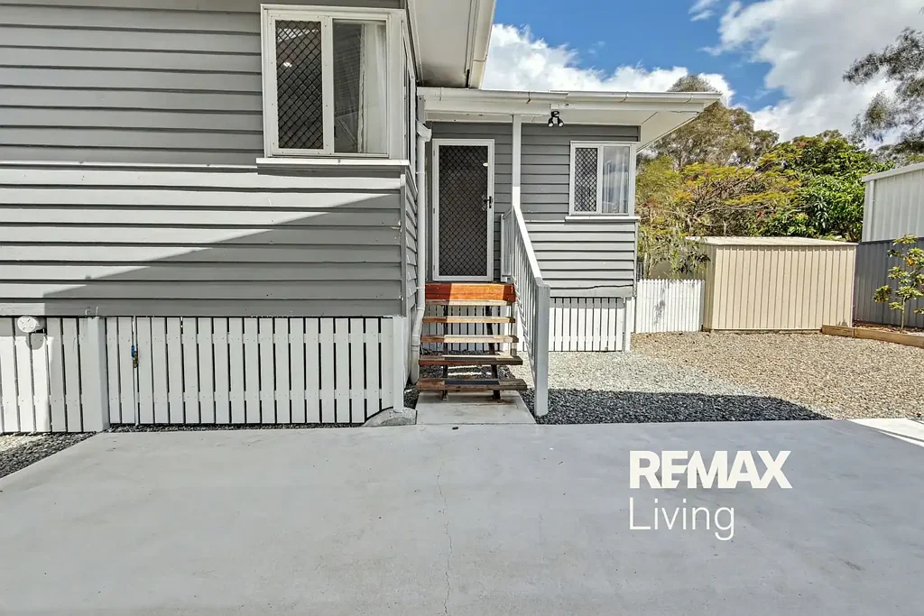 Meet "Mia" Charming Renovated Cottage
