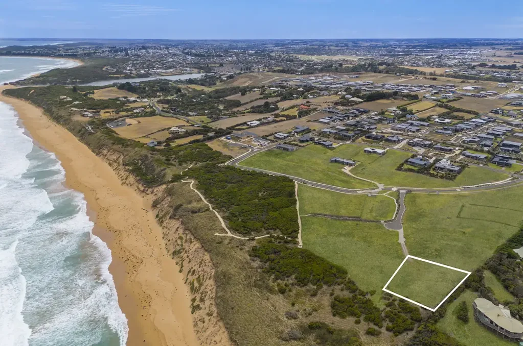 Warrnambool  Is this the best site ever offered in Warrnambool?