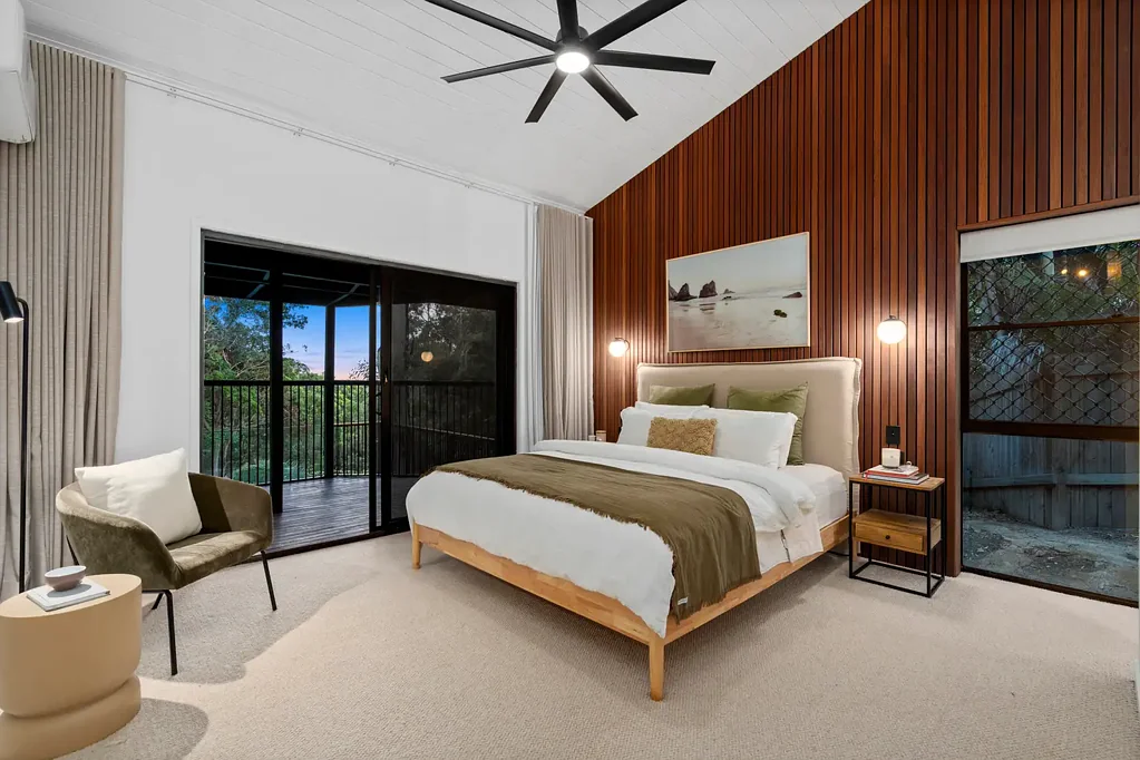 4 Dulcie Drive, Burleigh Heads, QLD 4220