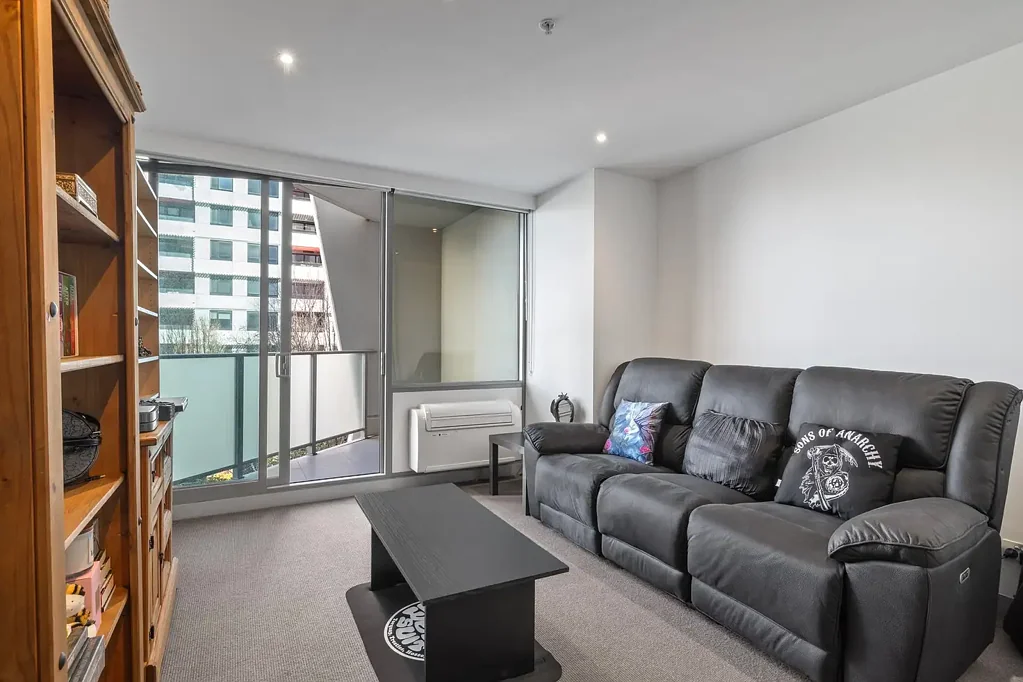 West Melbourne 1침실 Smart, Low-Maintenance Living Steps from Flagstaff Gardens