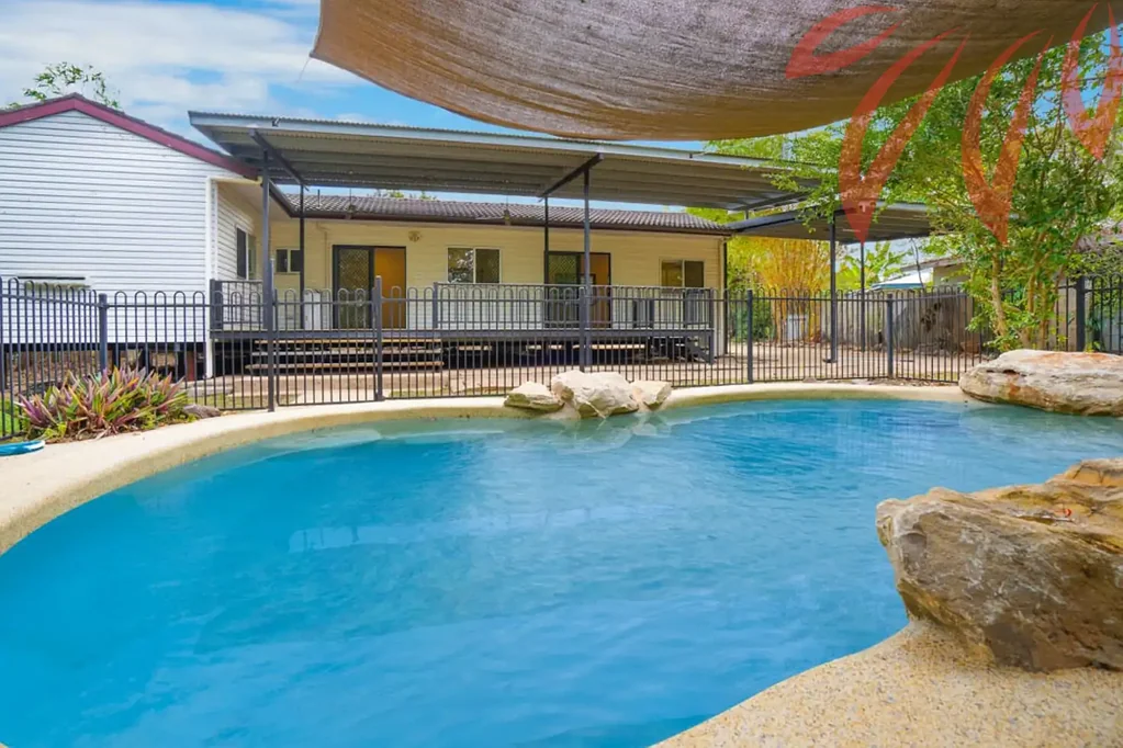 3 Bedroom Home with Fabulous Pool