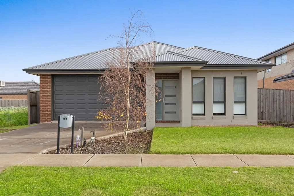 FOR LEASE - PLEASE REGISTER FOR INSPECTIONS
