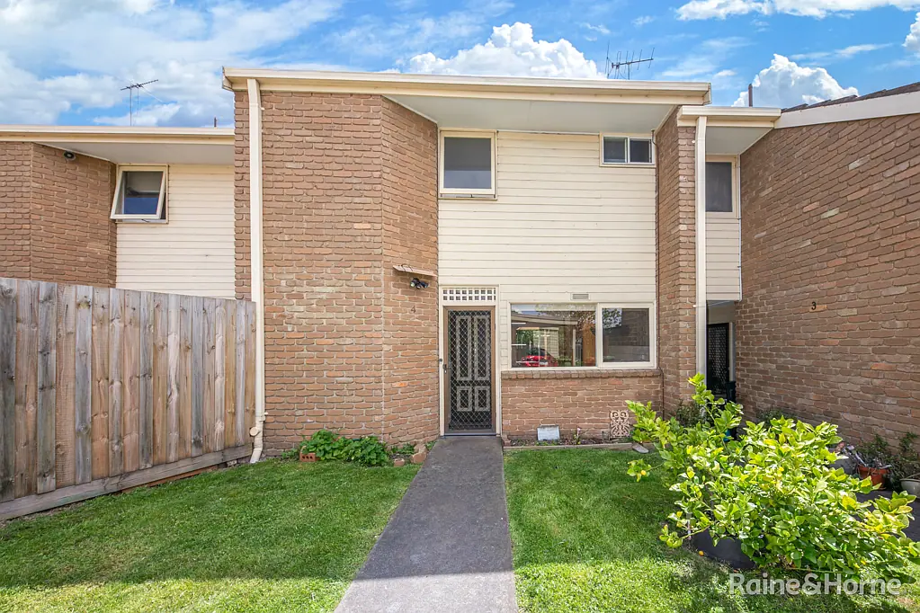 4/28-30 Darbyshire street, Sunbury, VIC 3429