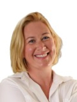 Amanda Bond