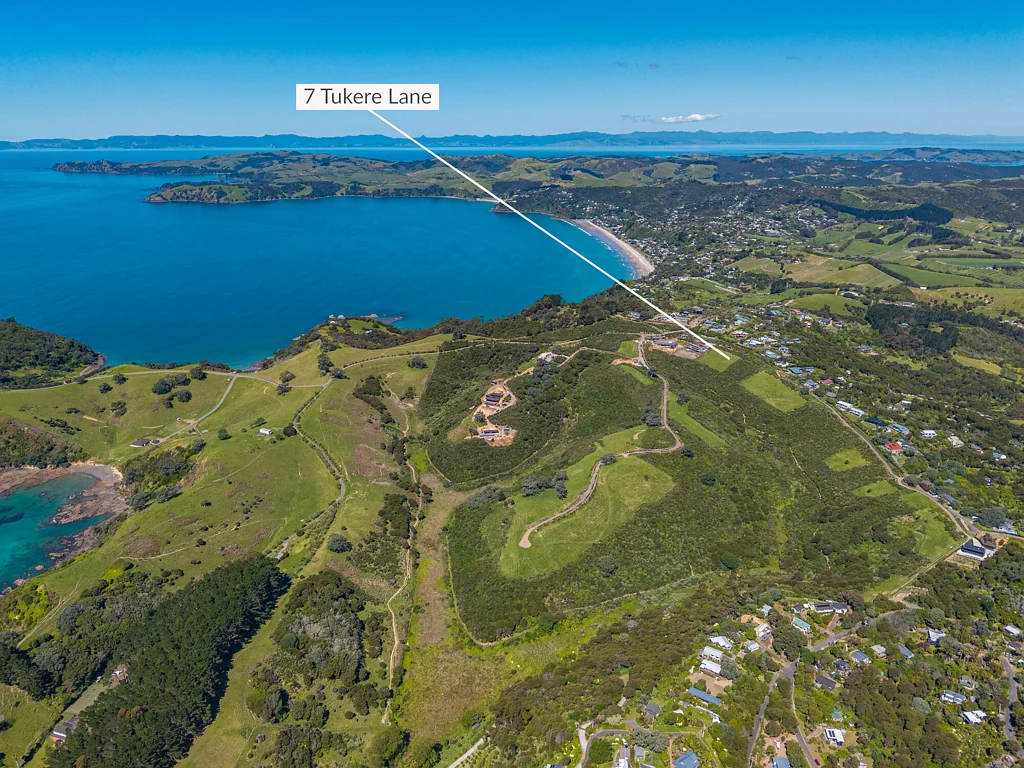 Onetangi  Wawata Estate - Elegance. Privacy.
