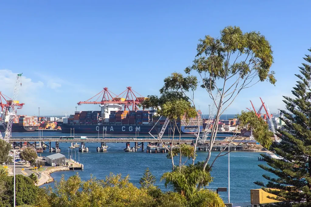 17/2 Angwin Street, East Fremantle, WA 6158