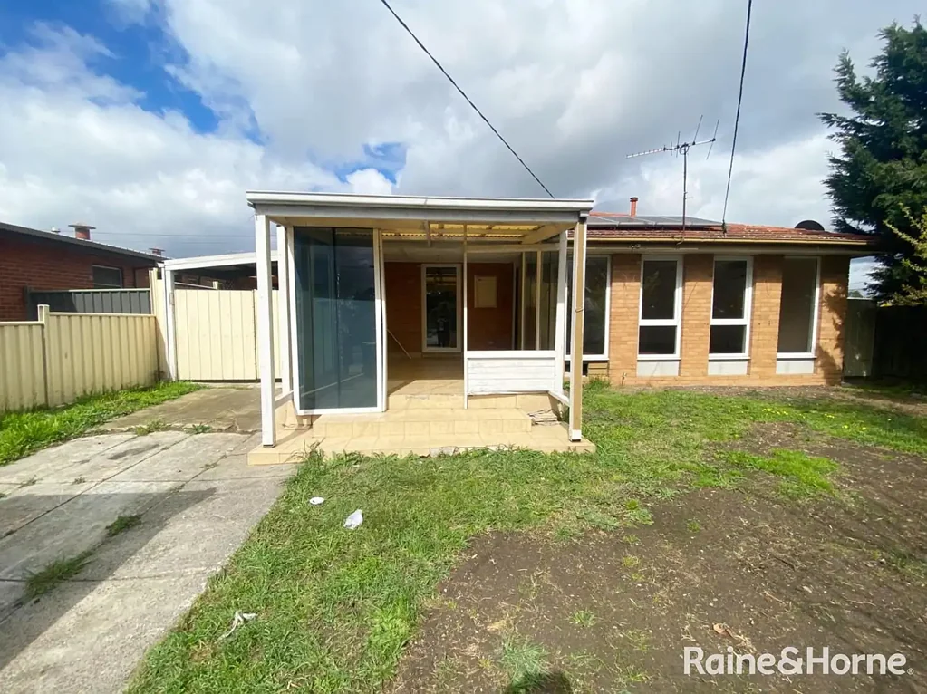 Coolaroo Gem with Huge Outdoor Space & Prime Location