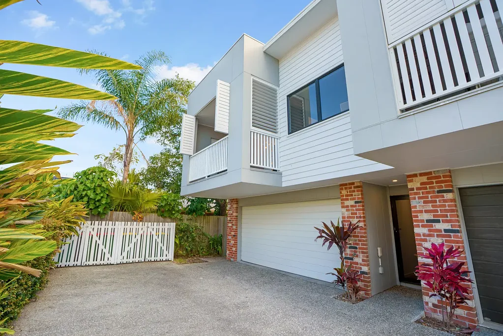4/130 Eugaree Street, Southport, QLD 4215