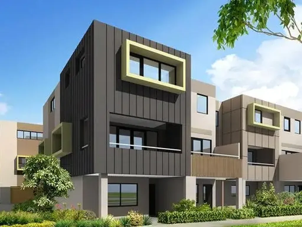 Centrally located modern 3 bedroom Townhouse!