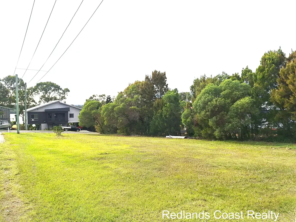 Macleay Island 街角地块868m² 水景Stradbroke岛 步行小学设施 岛屿宁静生活 潜力无限家园 Vacant Land with Water Views