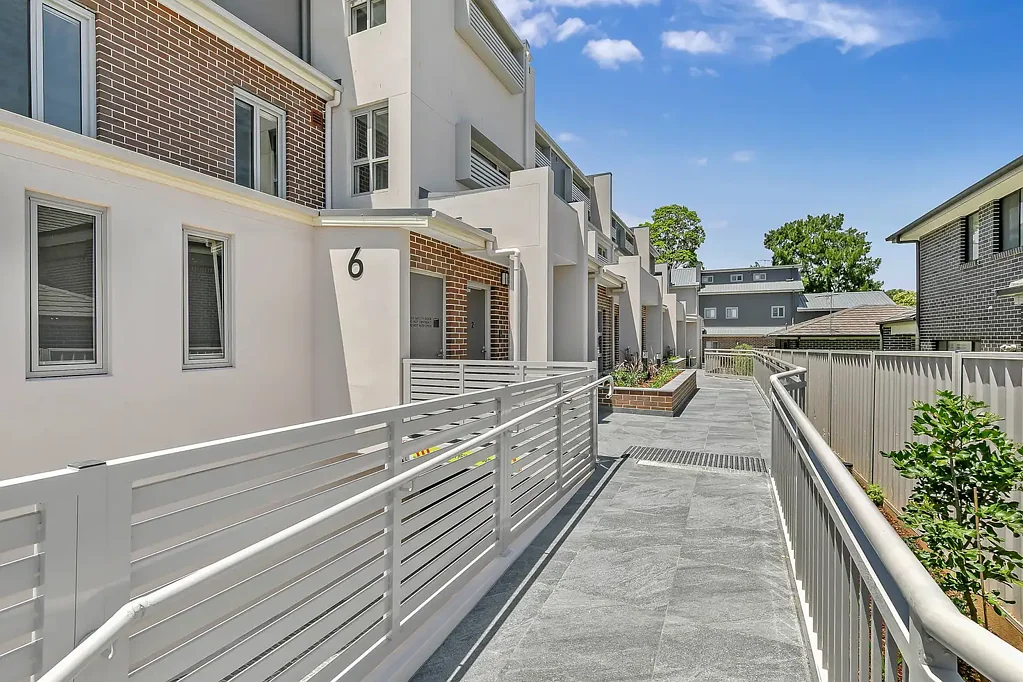 Carlingford 4Kwarto Brand New Townhouse in Elite School Zone