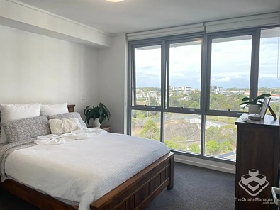 Robina 1房  Modern Level 7 Apartment with City Views | 1 Bedroom + Multi-Purpose Room | 2 Bathrooms | 1 Secure Car Space