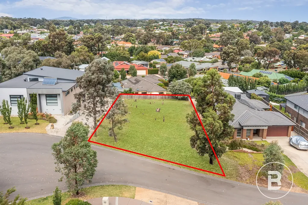 Strathdale ELEVATED STRATHDALE BLOCK TO BUILD YOUR 'DREAM HOME'