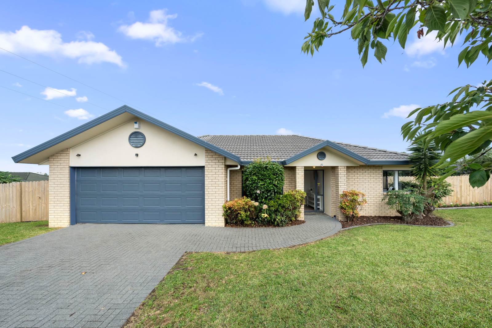 2 Slipper Avenue, Flat Bush, Auckland - Manukau, 3 Bedrooms, 0 Bathrooms, House